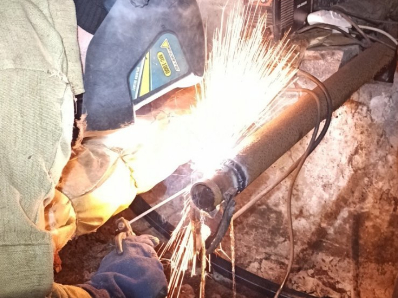 Бригади Слобідського району щодня відновлюють комунікації