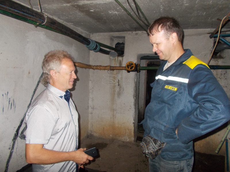 У Немишлянському районі проводять заміну внутрішньобудинкові системи