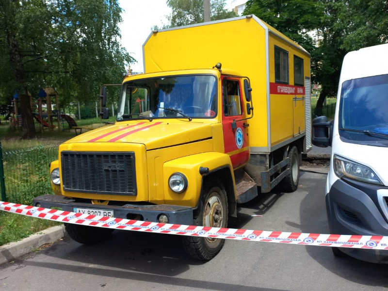 В Індустріальному районі відновлюють водоводи