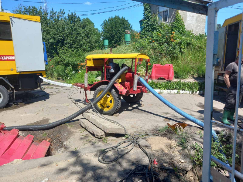Ремонтники Харківводоканалу у червні відновили 210 водоводів, 336 оглядових колодязів та 92 водорозбірні колонки
