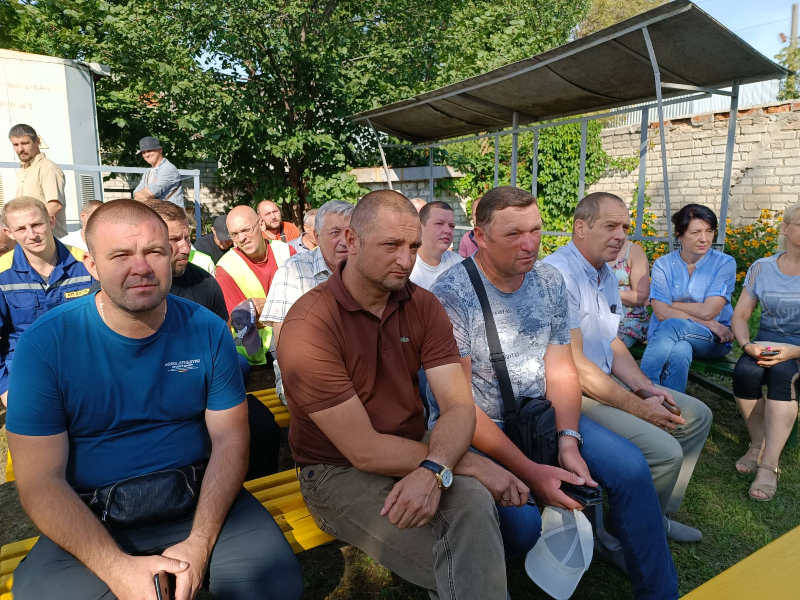 Співробітникам комплексу «Харківводовідведення» нагадали правила поведінки під час обстрілів за відсутності укриттів.