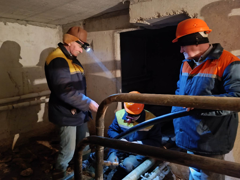 У Київському районі продовжують підключати воду споживачам