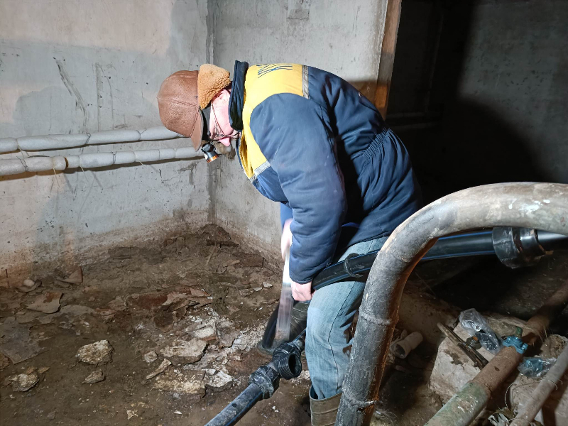 У Київському районі продовжують підключати воду споживачам