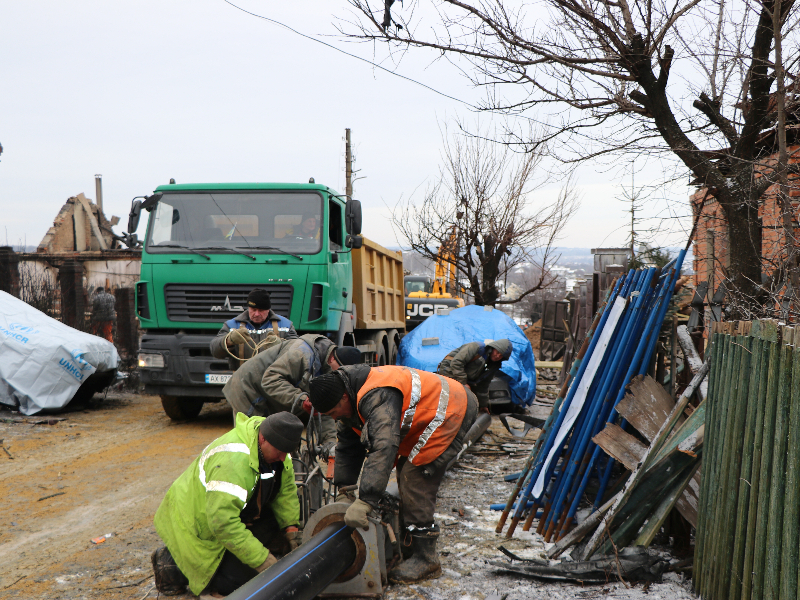 «Харківводоканал» відновлює пошкоджені ворогом об'єкти