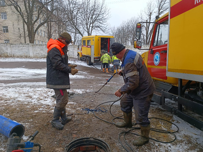 У Харкові з початку року уже замінили 1300 метрів водоводів