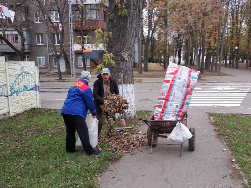 Співробітники КП «Харківводоканал» беруть участь у загальноміському суботнику