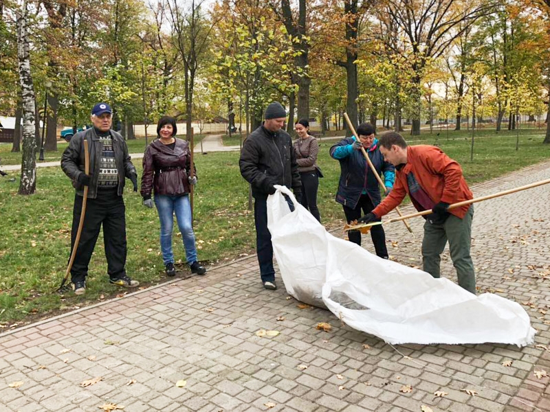 Співробітники КП «Харківводоканал» беруть участь у загальноміському суботнику