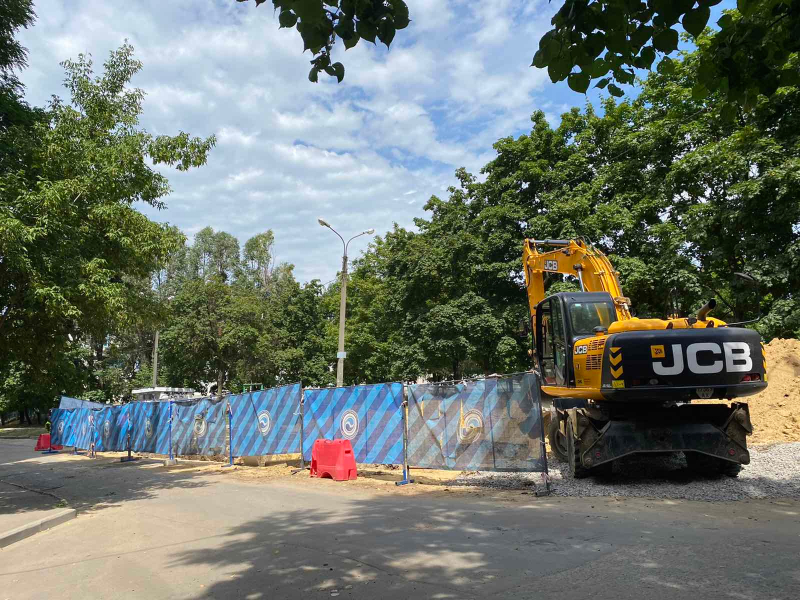 По вулиці Гарібальді змінюють мережі водопостачання