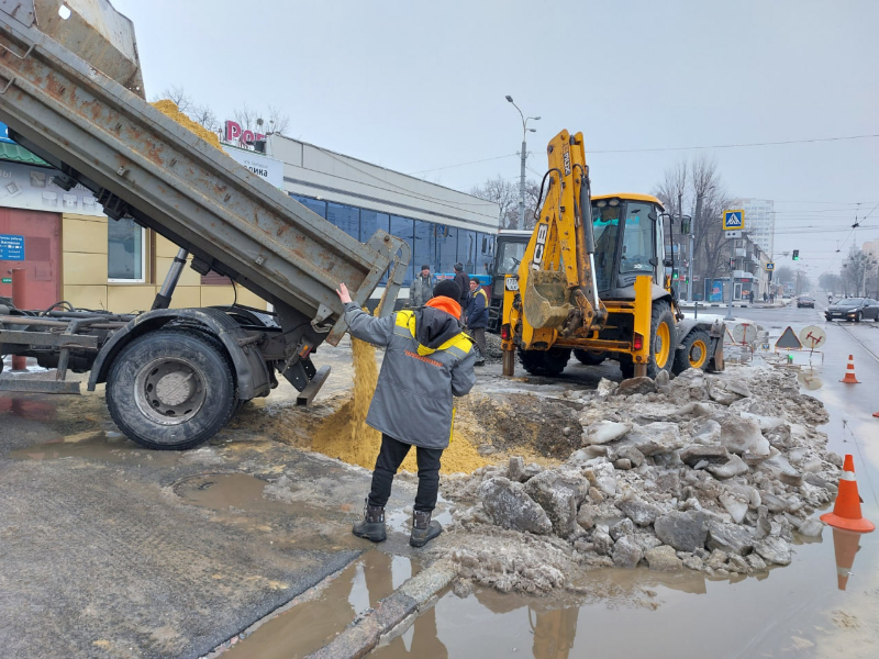 У Харкові відновлюють мережі водопостачання