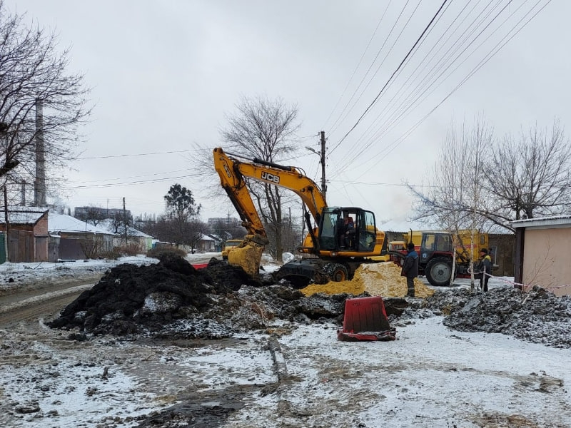 У Харкові відновлюють мережі водопостачання