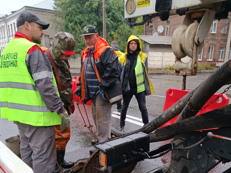 У Харкові з початку року прочистили понад 650 км. мереж водовідведення