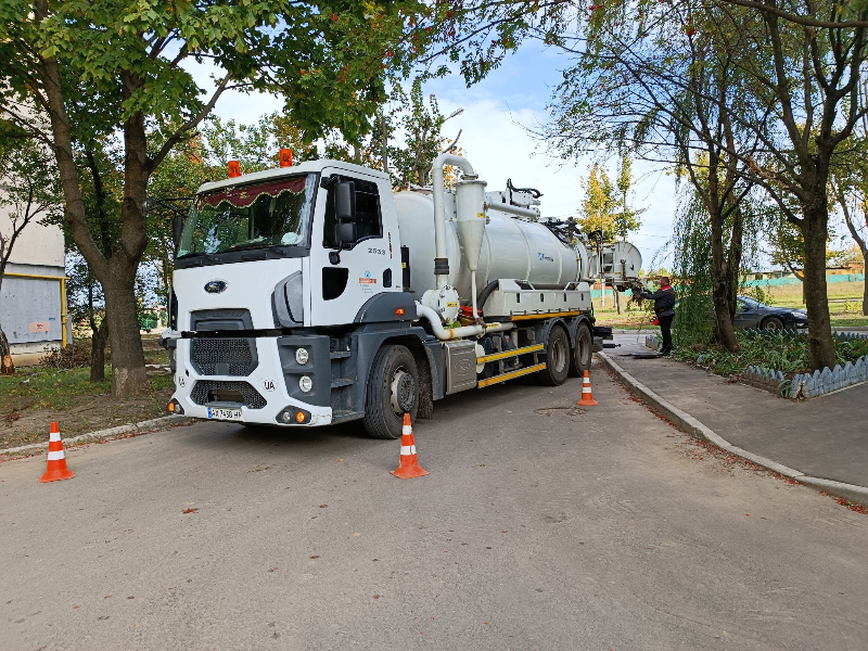 У Харкові з початку року прочистили понад 650 км. мереж водовідведення