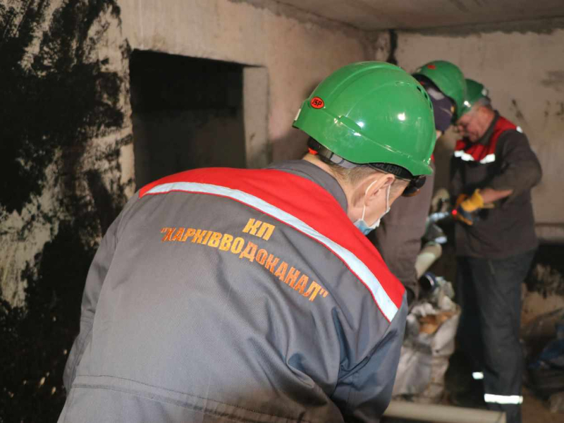 У Індустріальному районі змінюють внутрішньобудинкові системи