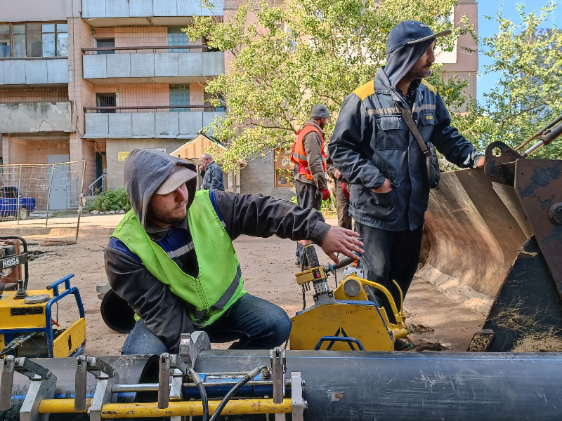 У Слобідському районі перекладають мережі водопостачання