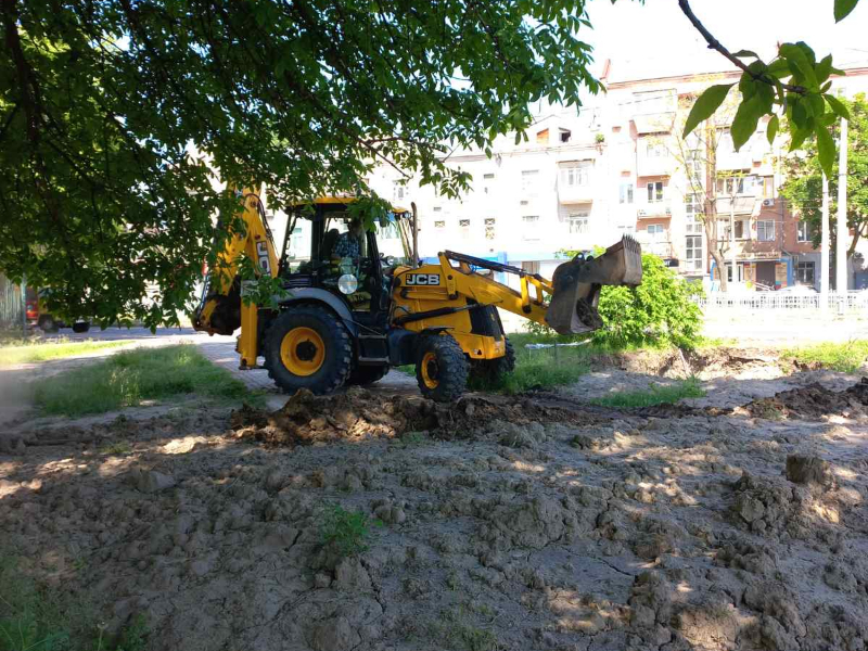 У Салтівському районі відновлюють пошкоджені водоводи