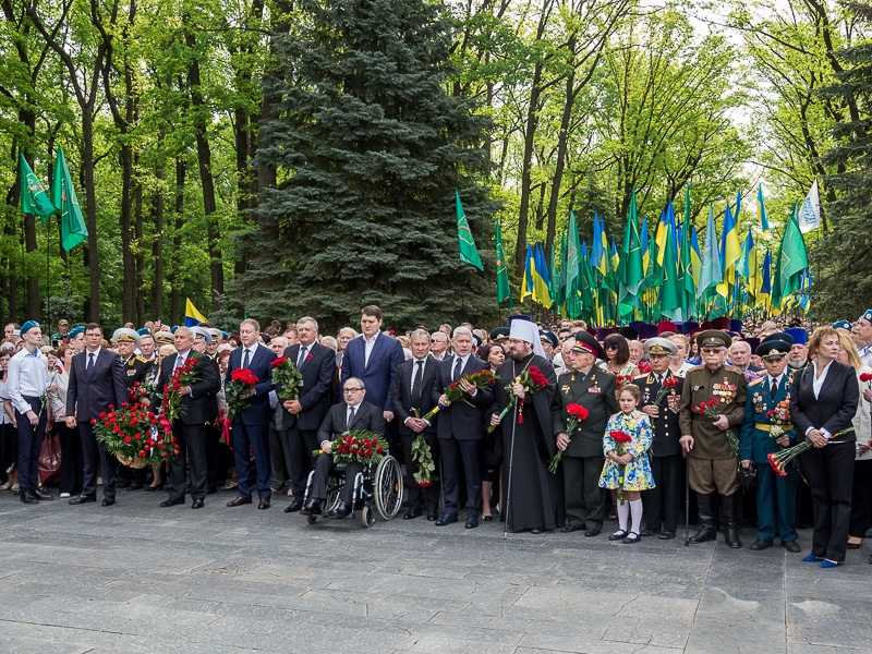 На Меморіалі Слави вшанували пам'ять загиблих у Другій світовій війні