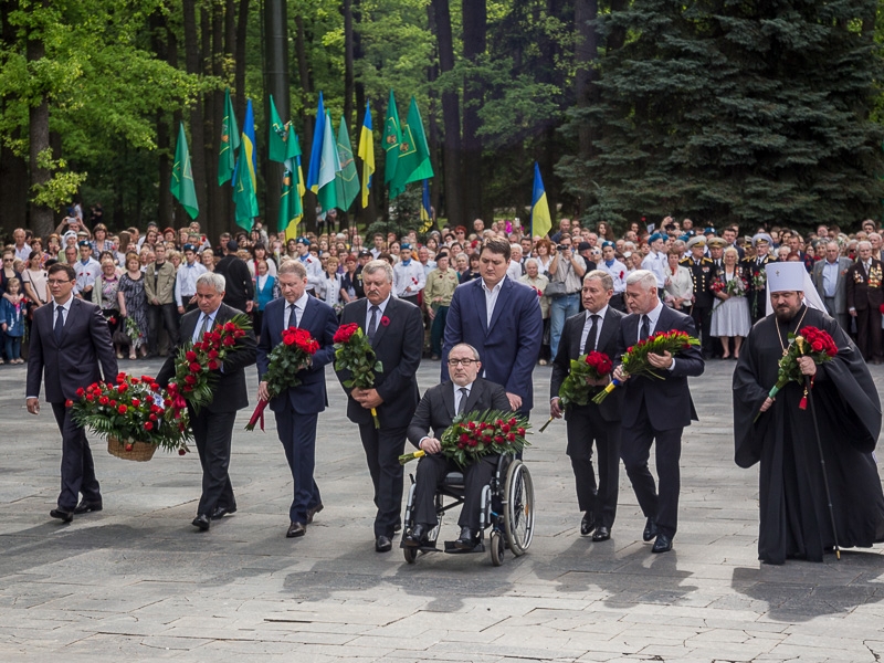 На Меморіалі Слави вшанували пам'ять загиблих у Другій світовій війні
