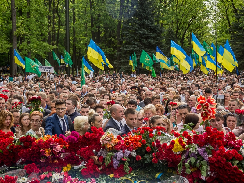 На Меморіалі Слави вшанували пам'ять загиблих у Другій світовій війні