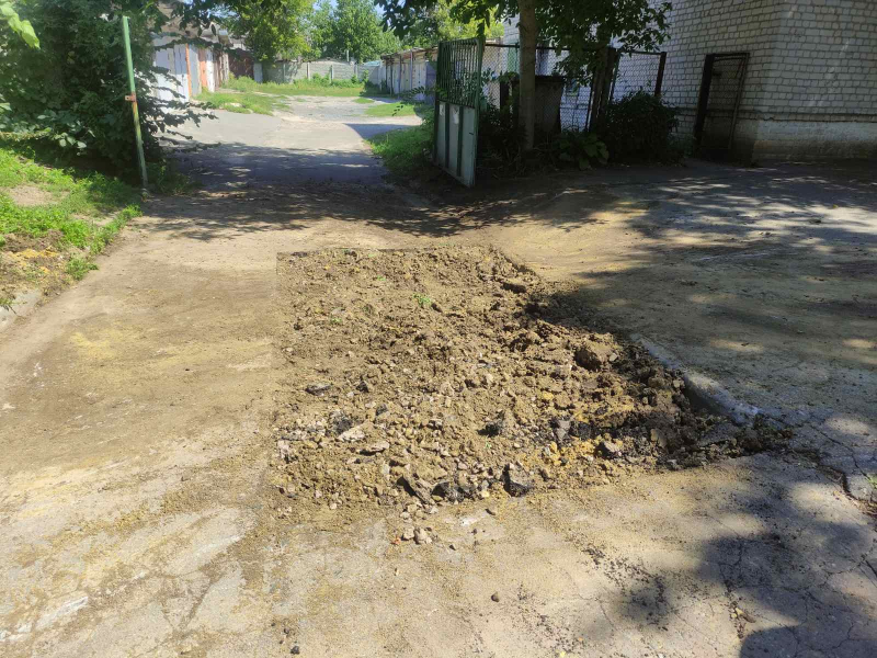 В Індустріальному районі оперативно ремонтують водопровідні мережі