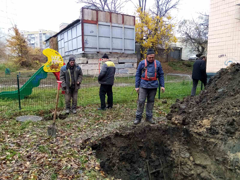 У Шевченківському районі оперативно відновлюють подачу води