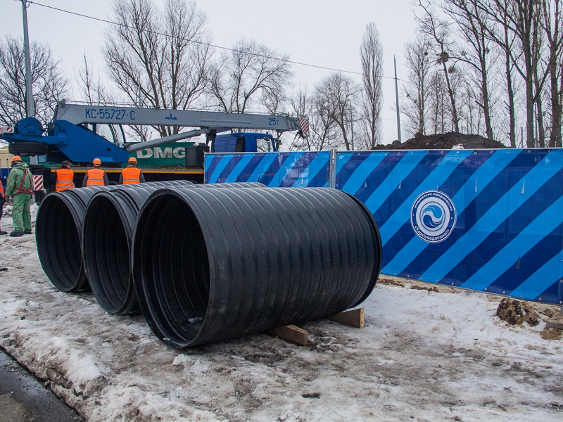 Несанкціоновані скидання в стічні води є однією з причин руйнування каналізаційних колекторів