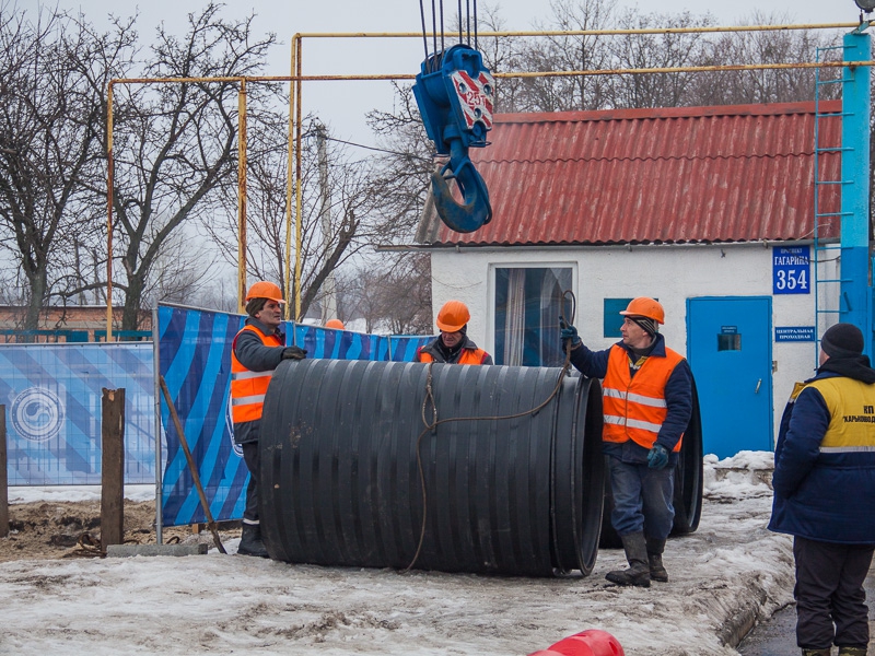 Несанкціоновані скидання в стічні води є однією з причин руйнування каналізаційних колекторів