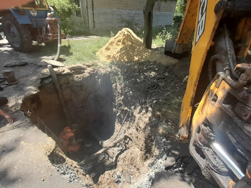 У Харкові масштабно відновлюють трубопроводи холодної води