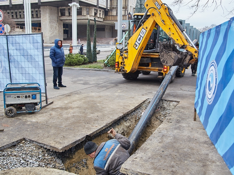 КП «Харківводоканал» завершує сезонну заміну труб водопостачання