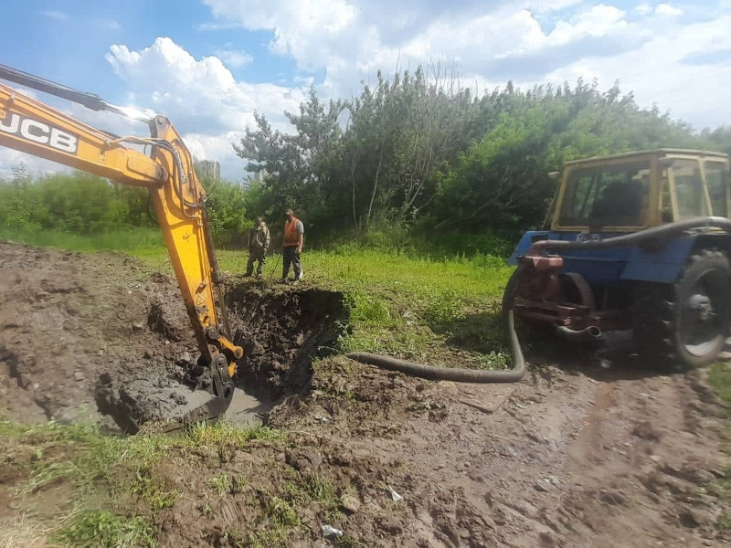 У Шевченківському районі відновлюють магістральні водоводи