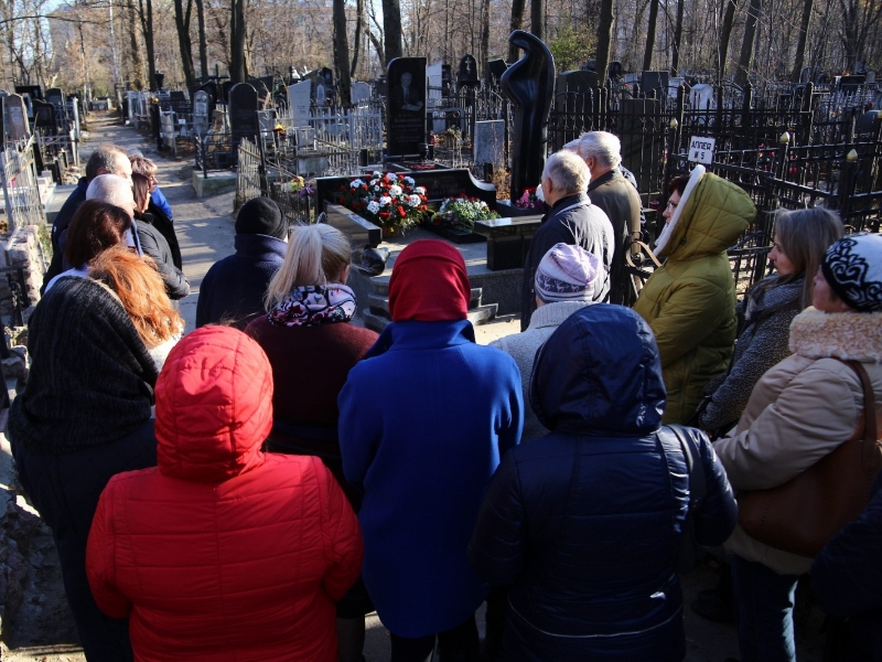 У Харкові поклали квіти до могили Валерія Петросова