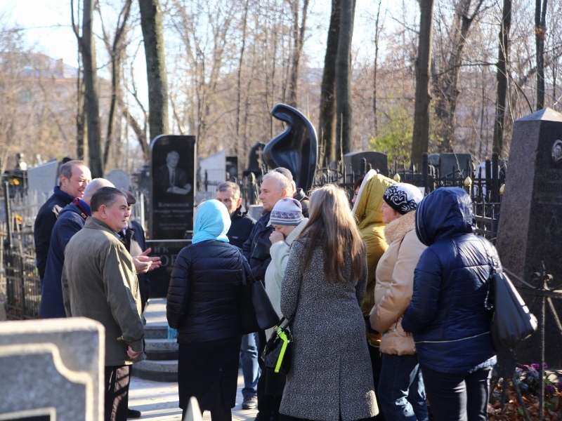 У Харкові поклали квіти до могили Валерія Петросова