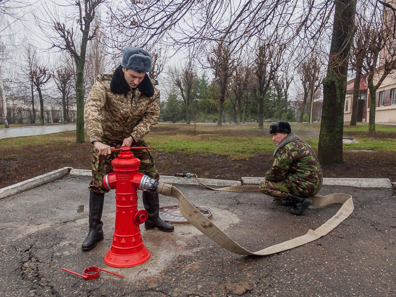 У Харкові почнуть встановлювати сучасні пожежні гідранти нового зразка