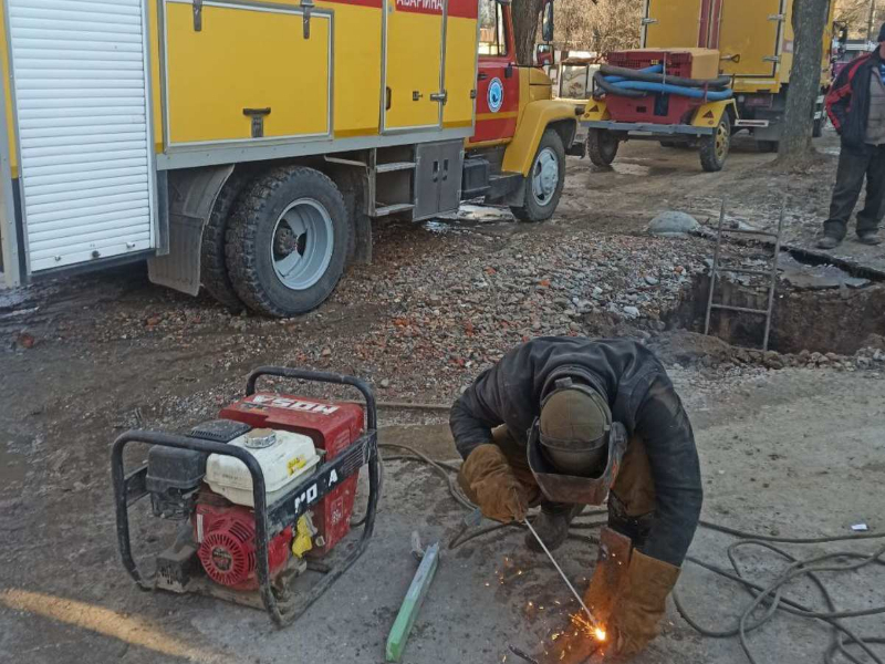 Бригади КП «Харківводоканал» за вихідні усунули понад 20 аварій на водоводах