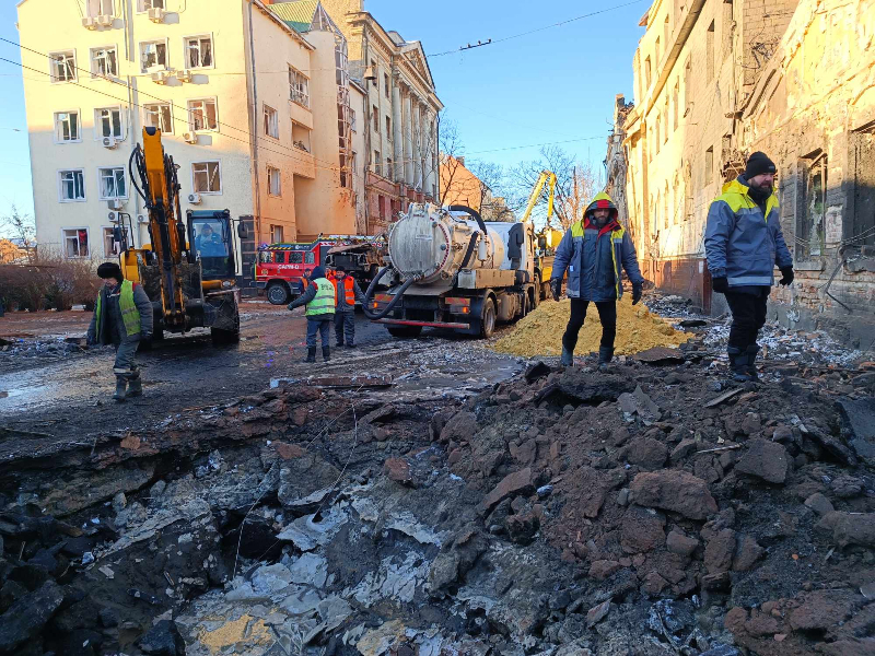 У Холодногірському районі ліквідують аварію після ракетного удару