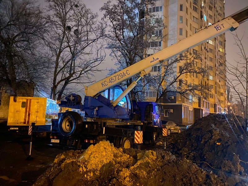 Бригади КП «Харківводоканал» оперативно усунули пошкодження на проспекті Ювілейному