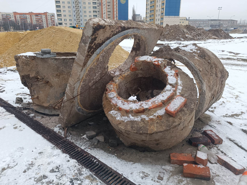 У Харкові відновлюють каналізаційний колектор