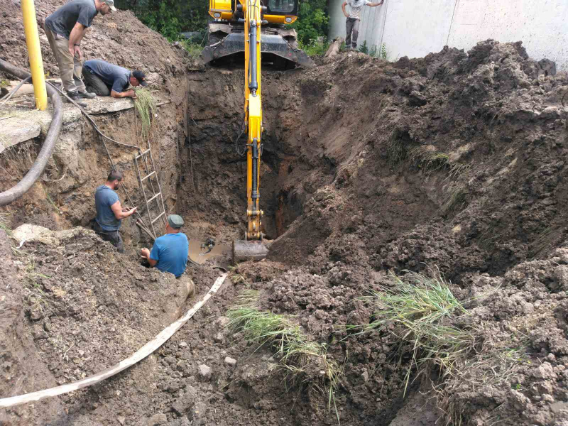 Бригади КП «Харківводоканал» за тиждень усунули 50 пошкоджень та відремонтували 70 колодязів на водоводах