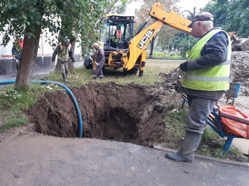 В Індустріальному районі готують водопровідне господарство до зими