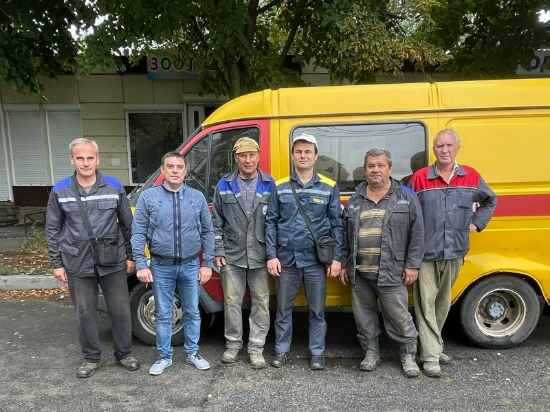 У селищі П'ятихатки відновили понад 80 метрів зруйнованих обстрілами водоводів