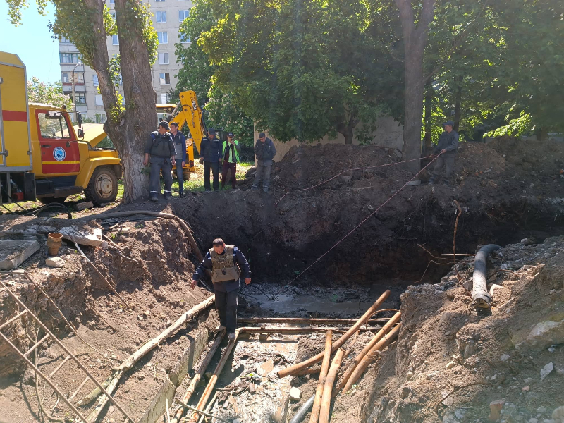 КП «Харківводоканал» відновлює водопостачання у житловому масиві Салтівка