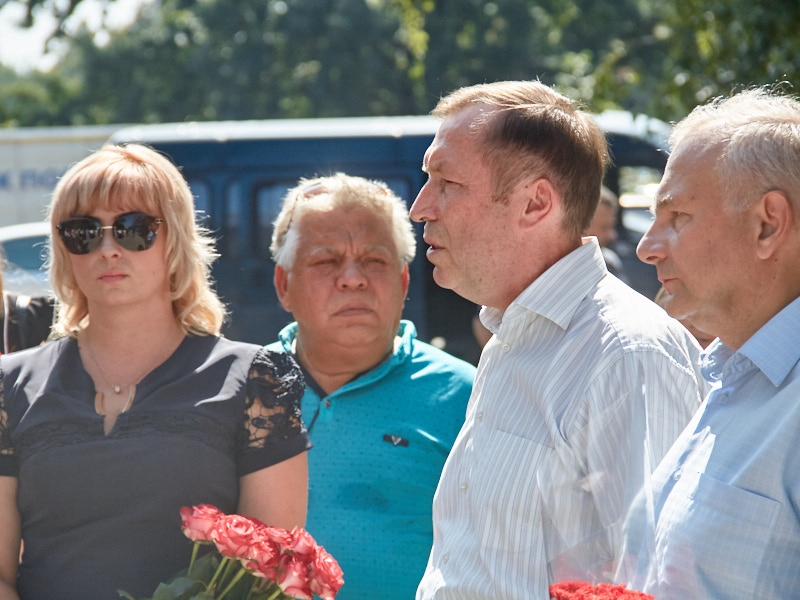 У Харкові поклали квіти до меморіальної дошки Івана Васильовича Корінька 