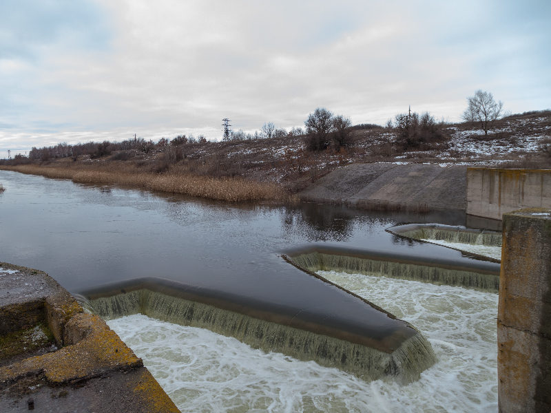 Краснопавлівське водосховище поповнилося водою з Дніпра