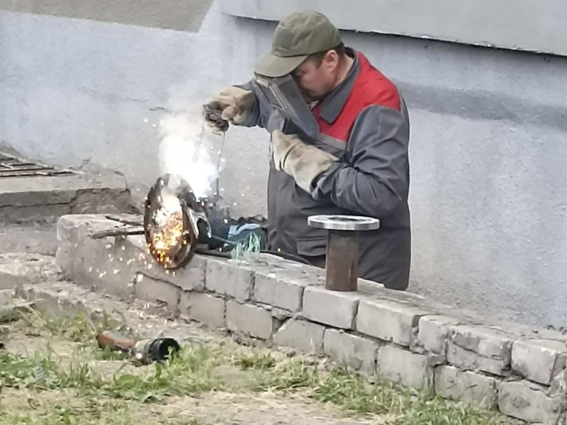 У Харкові підключають внутрішньобудинкові комунікації