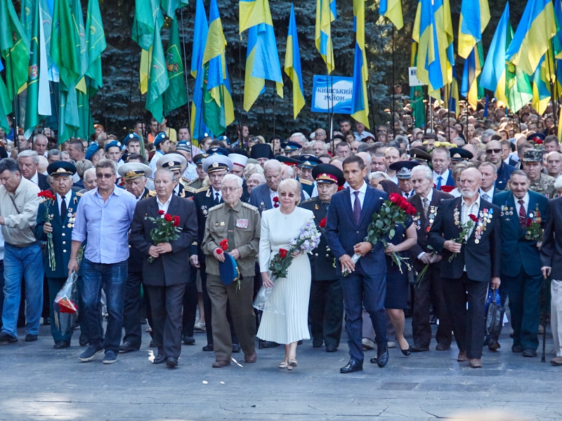 На Меморіалі Слави вшанували пам'ять визволителів Харкова