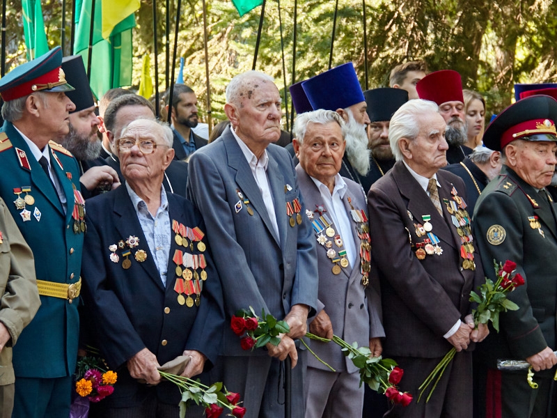 На Меморіалі Слави вшанували пам'ять визволителів Харкова