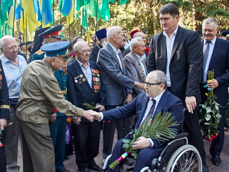 На Меморіалі Слави вшанували пам'ять визволителів Харкова