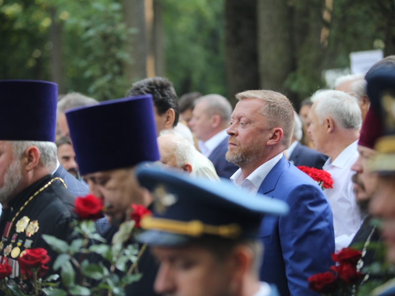 На Меморіалі Слави вшанували пам'ять визволителів Харкова 