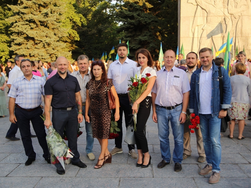 На Меморіалі Слави вшанували пам'ять визволителів Харкова 
