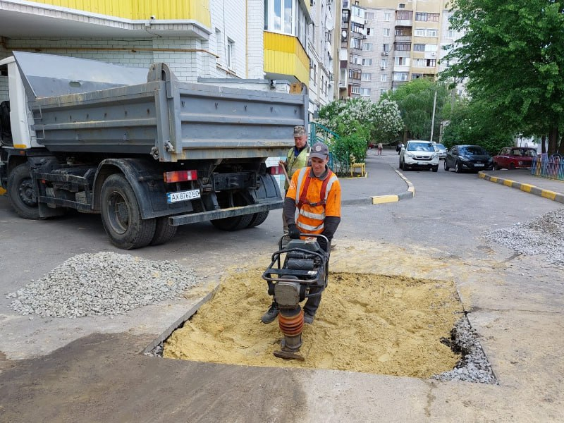 Бригади КП «Харківводоканал» усувають 10 аварій
