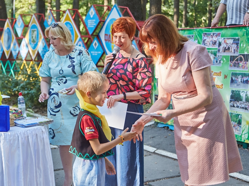  У дитячому таборі «Факел» відбулося закриття літнього оздоровчого сезону 